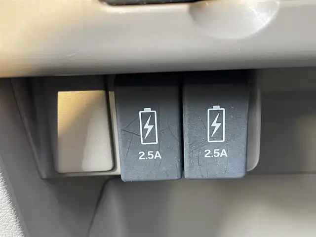 ホンダ Ｎ ＷＧＮ G SSパッケージ 熊本県 2018(平30)年 5.7万km プレミアムホワイトパールⅡ プッシュスタート/社外ナビ/（CD・DVD・フルセグTV・BTオーディオ・SD）/バックカメラ/ビルトインETC/横滑り防止装置/フロアマット/ドアバイザー/新車保証書/取扱説明書
