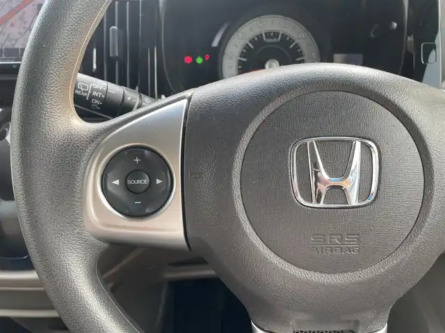 ホンダ Ｎ ＷＧＮ G SSパッケージ 熊本県 2018(平30)年 5.7万km プレミアムホワイトパールⅡ プッシュスタート/社外ナビ/（CD・DVD・フルセグTV・BTオーディオ・SD）/バックカメラ/ビルトインETC/横滑り防止装置/フロアマット/ドアバイザー/新車保証書/取扱説明書