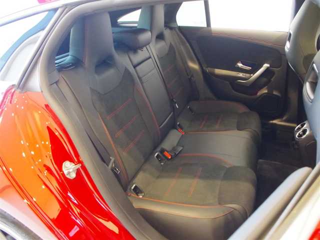 メルセデス・ベンツ Ｍ・ベンツ ＣＬＡ２００ｄ Sブレーク AMGライン 岐阜県 2023(令5)年 1.8万km 赤 パノラミックスライディングルーフ/レーダーセーフティパッケージ/　アクティブブラインドスポットアシスト/　アクティブディスタンスアシストディストロニック/　アクティブステアリングアシスト/　PRE-SAFE/　自動再発進機能/AMGラインパッケージ/　アダプティブハイビームアシスト/　マルチビームLEDヘッドライト/　AMGラインスタイリング/　スポーツブレーキシステム/　ローワードコンフォートサスペンション/　スポーツシート/　本革巻スポーツステアリング/アドバンスドパッケージ/　360°カメラ/　ブランドロゴプロジェクターライト/　ヘッドアップディスプレイ/　MBUXインテリアアシスタント/デジタルコックピットディスプレイ/純正ナビゲーション/フルセグTV/Bluetooth
