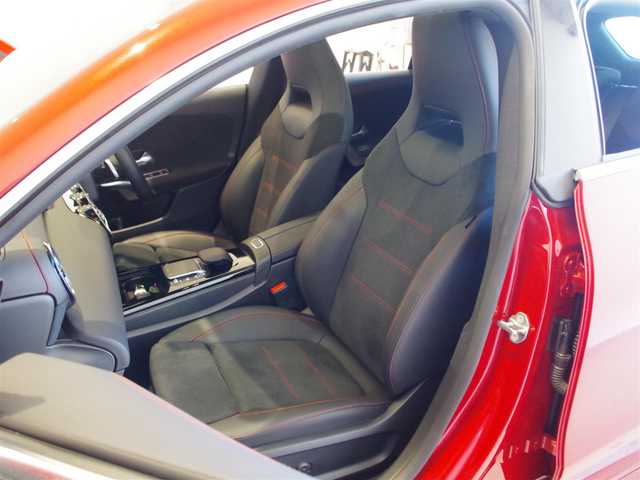 メルセデス・ベンツ Ｍ・ベンツ ＣＬＡ２００ｄ Sブレーク AMGライン 岐阜県 2023(令5)年 1.8万km 赤 パノラミックスライディングルーフ/レーダーセーフティパッケージ/　アクティブブラインドスポットアシスト/　アクティブディスタンスアシストディストロニック/　アクティブステアリングアシスト/　PRE-SAFE/　自動再発進機能/AMGラインパッケージ/　アダプティブハイビームアシスト/　マルチビームLEDヘッドライト/　AMGラインスタイリング/　スポーツブレーキシステム/　ローワードコンフォートサスペンション/　スポーツシート/　本革巻スポーツステアリング/アドバンスドパッケージ/　360°カメラ/　ブランドロゴプロジェクターライト/　ヘッドアップディスプレイ/　MBUXインテリアアシスタント/デジタルコックピットディスプレイ/純正ナビゲーション/フルセグTV/Bluetooth