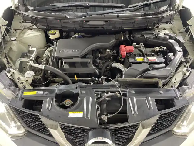 日産 エクストレイル 20X ブラック エクストリーマーX 神奈川県 2015(平27)年 3.9万km ブリリアントホワイトパール ４WD/純正7型SDナビゲーション【MM115D-W】/フルセグ　AM FM CD　USB　Bluetooth iPod/シルバールーフレール/リモコンオートバックドア/エマージェンシーブレーキ/車線逸脱警報/進入禁止警報/フロントリアソナー/ダウンヒルアシストコントロール/アイドリングストップ/合皮シート/革巻きステアリング/ステアリングスイッチ/ビルトインETC/プッシュスタート/スマートキー/純正サイド/リアアンダープロテクター/純正リアスポイラー/純正17インチアルミホイール/社外オーバーフェンダー/LEDヘッドランプ/フロントフォグランプ/オートライト