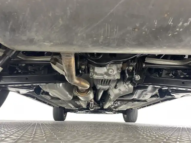 日産 エクストレイル 20X ブラック エクストリーマーX 神奈川県 2015(平27)年 3.9万km ブリリアントホワイトパール ４WD/純正7型SDナビゲーション【MM115D-W】/フルセグ　AM FM CD　USB　Bluetooth iPod/シルバールーフレール/リモコンオートバックドア/エマージェンシーブレーキ/車線逸脱警報/進入禁止警報/フロントリアソナー/ダウンヒルアシストコントロール/アイドリングストップ/合皮シート/革巻きステアリング/ステアリングスイッチ/ビルトインETC/プッシュスタート/スマートキー/純正サイド/リアアンダープロテクター/純正リアスポイラー/純正17インチアルミホイール/社外オーバーフェンダー/LEDヘッドランプ/フロントフォグランプ/オートライト