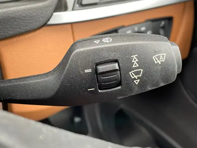 ＢＭＷ ３２０ｉ ラグジュアリー 青森県 2015(平27)年 3.2万km インペリアル・ブルー・ブリリアント・エフェクト 茶革シート/純正HDDナビ/（CD/DVD/Bluetooth/USB/AUX）/アダプティブクルーズコントロール/レーンキープアシスト/ドライブレコーダー前後/メモリー付パワーシート/シートヒーター/バックカメラ/電動リアゲート/ウィンカーミラー/革巻きステアリング/ステアリングスイッチ/オートワイパー/LEDオートライト/コーナーセンサー/プッシュスタート/スマートキーX2/盗難防止/ABS/取説/保証書
