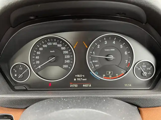 ＢＭＷ ３２０ｉ ラグジュアリー 青森県 2015(平27)年 3.2万km インペリアル・ブルー・ブリリアント・エフェクト 茶革シート/純正HDDナビ/（CD/DVD/Bluetooth/USB/AUX）/アダプティブクルーズコントロール/レーンキープアシスト/ドライブレコーダー前後/メモリー付パワーシート/シートヒーター/バックカメラ/電動リアゲート/ウィンカーミラー/革巻きステアリング/ステアリングスイッチ/オートワイパー/LEDオートライト/コーナーセンサー/プッシュスタート/スマートキーX2/盗難防止/ABS/取説/保証書