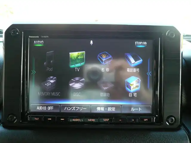 スズキ ジムニー XC 静岡県 2022(令4)年 1万km シフォンアイボリーM 禁煙車/車検R9.7.28/タイヤ8mm バッテリーR7年7月交換/純正SDナビ：CN-RZ876/(CD/DVD/USB/SD/BT/フルセグTV/)/セーフティ/・デュアルセンサーブレーキサポート/・誤発進抑制機能/・車線逸脱警報機能/・ふらつき警報機能/・先行車発進お知らせ機能/・標識認識機能　・はみ出し禁止　・最高速度/・車両進入機能　/・ハイビームアシスト/前方ドライブレコーダー/ビルトインETC/プッシュスタート　スマートキー/前席シートヒーター/純正フロアマット（ジュータン・ラバー）/革巻きステアリング/LEDヘッドライト/スペアキー　/保証書　取扱説明書