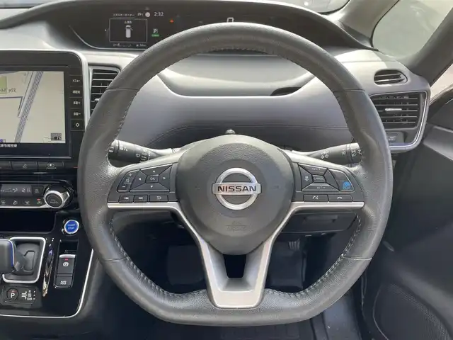 日産 セレナ e－パワー ハイウェイスター V 滋賀県 2021(令3)年 4.5万km ダイヤモンドブラック 純正10インチナビ/・フルセグTV/・Bluetooth/・CD/DVD/全方位ナビ/デジタルインナーミラー/ブラインドスポットモニター/プロパイロット/電子パーキングブレーキ/オートブレーキホールド/両側パワースライドドア/ビルトインETC/スマートキー/前後ソナー/ステアリングリモコン