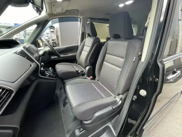 日産 セレナ e－パワー ハイウェイスター V 滋賀県 2021(令3)年 4.5万km ダイヤモンドブラック 純正10インチナビ/・フルセグTV/・Bluetooth/・CD/DVD/全方位ナビ/デジタルインナーミラー/ブラインドスポットモニター/プロパイロット/電子パーキングブレーキ/オートブレーキホールド/両側パワースライドドア/ビルトインETC/スマートキー/前後ソナー/ステアリングリモコン