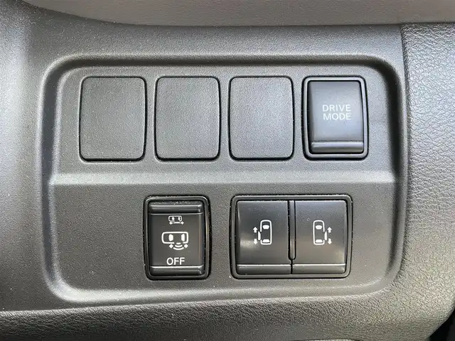 日産 セレナ e－パワー ハイウェイスター V 滋賀県 2021(令3)年 4.5万km ダイヤモンドブラック 純正10インチナビ/・フルセグTV/・Bluetooth/・CD/DVD/全方位ナビ/デジタルインナーミラー/ブラインドスポットモニター/プロパイロット/電子パーキングブレーキ/オートブレーキホールド/両側パワースライドドア/ビルトインETC/スマートキー/前後ソナー/ステアリングリモコン