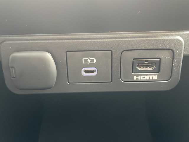 トヨタ アルファード Z 兵庫県 2025(令7)年 0.1万km プラチナホワイトパールマイカ ワンオーナー/保証書・記録簿・取説・有/純正メモリーナビ・フルセグ・BT・FM・AM・HDMI・USB/ETC2.0/バックカメラ/全周囲カメラ/追尾機能付きクルーズコントロール/車線逸脱防止支援システム/衝突被害軽減ブレーキ/クリアランスソナー/パーキングブレーキサポート/ブラインドスポットミラー/ロードサインアシスト/両側パワースライドドア/パワーバックドア/運転席/助手席/セカンドシート/シートクーラー・シートヒーター/ブレーキホールド/電動パーキングブレーキ/ワイヤレス充電器/プッシュスタート/スマートキー×1