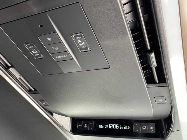 トヨタ アルファード Z 兵庫県 2025(令7)年 0.1万km プラチナホワイトパールマイカ ワンオーナー/保証書・記録簿・取説・有/純正メモリーナビ・フルセグ・BT・FM・AM・HDMI・USB/ETC2.0/バックカメラ/全周囲カメラ/追尾機能付きクルーズコントロール/車線逸脱防止支援システム/衝突被害軽減ブレーキ/クリアランスソナー/パーキングブレーキサポート/ブラインドスポットミラー/ロードサインアシスト/両側パワースライドドア/パワーバックドア/運転席/助手席/セカンドシート/シートクーラー・シートヒーター/ブレーキホールド/電動パーキングブレーキ/ワイヤレス充電器/プッシュスタート/スマートキー×1