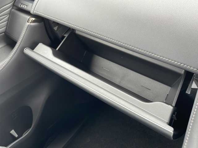 トヨタ アルファード Z 兵庫県 2025(令7)年 0.1万km プラチナホワイトパールマイカ ワンオーナー/保証書・記録簿・取説・有/純正メモリーナビ・フルセグ・BT・FM・AM・HDMI・USB/ETC2.0/バックカメラ/全周囲カメラ/追尾機能付きクルーズコントロール/車線逸脱防止支援システム/衝突被害軽減ブレーキ/クリアランスソナー/パーキングブレーキサポート/ブラインドスポットミラー/ロードサインアシスト/両側パワースライドドア/パワーバックドア/運転席/助手席/セカンドシート/シートクーラー・シートヒーター/ブレーキホールド/電動パーキングブレーキ/ワイヤレス充電器/プッシュスタート/スマートキー×1