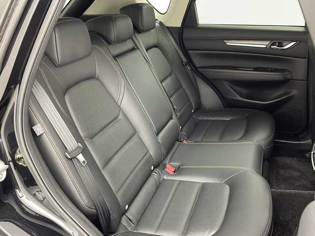マツダ ＣＸ－５ XD Lパッケージ 兵庫県 2017(平29)年 5.9万km ジェットブラックマイカ ・純正ナビ/Bluetooth/CD/DVD/TV/USB/・バック、サイドカメラ/・衝突軽減ブレーキ/・レーンキープアシスト/・レーダークルーズコントロール/・パーキングセンサー/・オートマチックハイビーム/・ヘッドアップディスプレイ/・電動パーキングブレーキ/・オートホールドブレーキ/・ステアリングスイッチ/・ステアリングヒーター/・純正フロアマット/・パワーバックドア/・革シート/・パワーシート/・シートヒーター/・純正19インチアルミホイール/・ETC/・スペアキー/・取扱説明書/・保証書