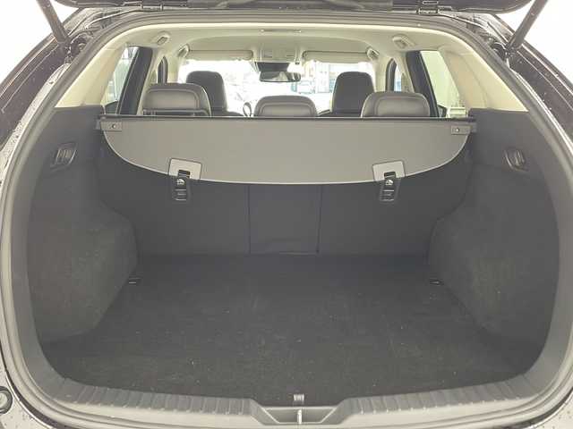 マツダ ＣＸ－５ XD Lパッケージ 兵庫県 2017(平29)年 5.9万km ジェットブラックマイカ ・純正ナビ/Bluetooth/CD/DVD/TV/USB/・バック、サイドカメラ/・衝突軽減ブレーキ/・レーンキープアシスト/・レーダークルーズコントロール/・パーキングセンサー/・オートマチックハイビーム/・ヘッドアップディスプレイ/・電動パーキングブレーキ/・オートホールドブレーキ/・ステアリングスイッチ/・ステアリングヒーター/・純正フロアマット/・パワーバックドア/・革シート/・パワーシート/・シートヒーター/・純正19インチアルミホイール/・ETC/・スペアキー/・取扱説明書/・保証書