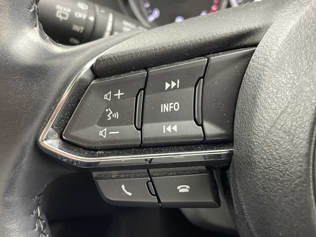 マツダ ＣＸ－５ XD Lパッケージ 兵庫県 2017(平29)年 5.9万km ジェットブラックマイカ ・純正ナビ/Bluetooth/CD/DVD/TV/USB/・バック、サイドカメラ/・衝突軽減ブレーキ/・レーンキープアシスト/・レーダークルーズコントロール/・パーキングセンサー/・オートマチックハイビーム/・ヘッドアップディスプレイ/・電動パーキングブレーキ/・オートホールドブレーキ/・ステアリングスイッチ/・ステアリングヒーター/・純正フロアマット/・パワーバックドア/・革シート/・パワーシート/・シートヒーター/・純正19インチアルミホイール/・ETC/・スペアキー/・取扱説明書/・保証書