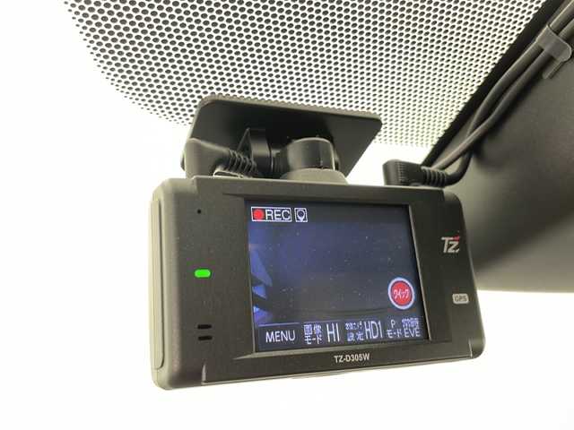 トヨタ ヴェルファイア ハイブリット Z プレミア 千葉県 2024(令6)年 2万km プラチナホワイトパールマイカ 純正ディスプレイオーディオ/フルセグTV/フリップダウンモニター/GRフルエアロ/ツインガラスルーフ/両側パワースライドドア/レーダークルーズコントロール/プリクラッシュセーフティ/レーンキープアシスト/オートハイビーム/デジタルインナーミラー/BSM/ステアリングヒーター/パドルシフト/ユニバーサルステップ