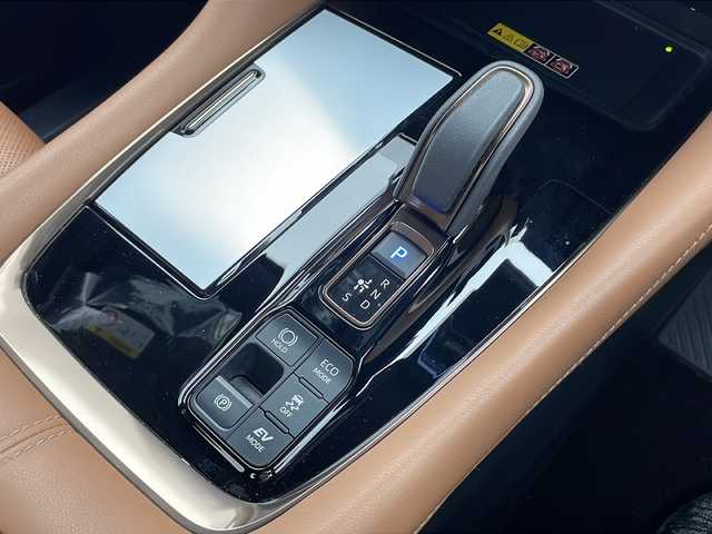トヨタ ヴェルファイア ハイブリット Z プレミア 千葉県 2024(令6)年 2万km プラチナホワイトパールマイカ 純正ディスプレイオーディオ/フルセグTV/フリップダウンモニター/GRフルエアロ/ツインガラスルーフ/両側パワースライドドア/レーダークルーズコントロール/プリクラッシュセーフティ/レーンキープアシスト/オートハイビーム/デジタルインナーミラー/BSM/ステアリングヒーター/パドルシフト/ユニバーサルステップ