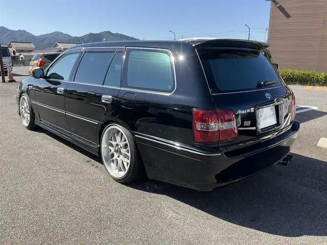 トヨタ クラウン エステート アスリート G 滋賀県 2006(平18)年 8.4万km ブラック ムーンルーフ/BBS19インチホイール（左右色違）/326powerチャクリキダンパー（車高調）/社外リヤバンパー/社外サイドステップ/ロイヤルヘッドライト/ロイヤルグリル/JASMAマフラー/カロッツェリア ウーファー/カロッツェリア  セパレートスピーカー/カロッツェリア  アンプ×2/カロッツェリア  クロスオーバーネットワーク/カロッツェリア HDDナビ/DVD、CD/ETC/黒革レザーシート/前席パワーシート/クルーズコントロール/スペアキー有り