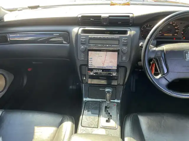 トヨタ クラウン エステート アスリート G 滋賀県 2006(平18)年 8.4万km ブラック ムーンルーフ/BBS19インチホイール（左右色違）/326powerチャクリキダンパー（車高調）/社外リヤバンパー/社外サイドステップ/ロイヤルヘッドライト/ロイヤルグリル/JASMAマフラー/カロッツェリア ウーファー/カロッツェリア  セパレートスピーカー/カロッツェリア  アンプ×2/カロッツェリア  クロスオーバーネットワーク/カロッツェリア HDDナビ/DVD、CD/ETC/黒革レザーシート/前席パワーシート/クルーズコントロール/スペアキー有り