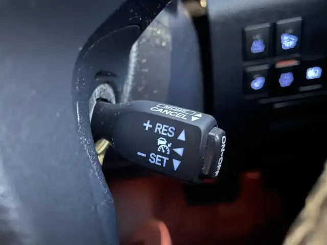 トヨタ ヴェルファイア ハイブリット ZR Gエディション 宮城県 2017(平29)年 5.6万km ブラック モデリスタエアロ（F、S、R）/レーダークルーズコントロール/コーナーセンサー/アルパイン後席フリップダウン式モニター/アルパインパワーサブウーハー/アルパインナビ（フルセグTV、SD、DVD、CD、BT）/アルパインカーアロマ/３列シート/レザーシート/パワーシート/（運転席、助手席、2列目後席シート）/ケンウッドETC２．０/コムテックテレビユーティリティー/オートライト/ドアバイザー/AC１００V/ステアリングヒーター/パーキングホールド/両側パワースライドドア/パワーバックドア/社外アルミ夏タイヤ/(235/50R18)/PWRドア切り替え/ECOモード/横滑り防止/純正スタートスターター×１/純正ステップライト/スマートキー×２/シートポジションスイッチ(運転席)