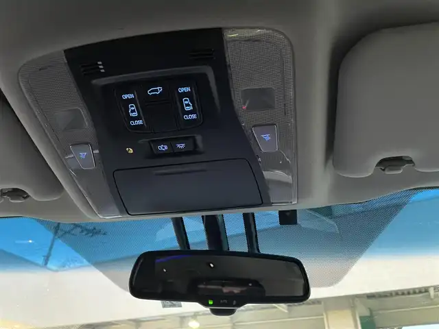 トヨタ ヴェルファイア ハイブリット ZR Gエディション 宮城県 2017(平29)年 5.6万km ブラック モデリスタエアロ（F、S、R）/レーダークルーズコントロール/コーナーセンサー/アルパイン後席フリップダウン式モニター/アルパインパワーサブウーハー/アルパインナビ（フルセグTV、SD、DVD、CD、BT）/アルパインカーアロマ/３列シート/レザーシート/パワーシート/（運転席、助手席、2列目後席シート）/ケンウッドETC２．０/コムテックテレビユーティリティー/オートライト/ドアバイザー/AC１００V/ステアリングヒーター/パーキングホールド/両側パワースライドドア/パワーバックドア/社外アルミ夏タイヤ/(235/50R18)/PWRドア切り替え/ECOモード/横滑り防止/純正スタートスターター×１/純正ステップライト/スマートキー×２/シートポジションスイッチ(運転席)