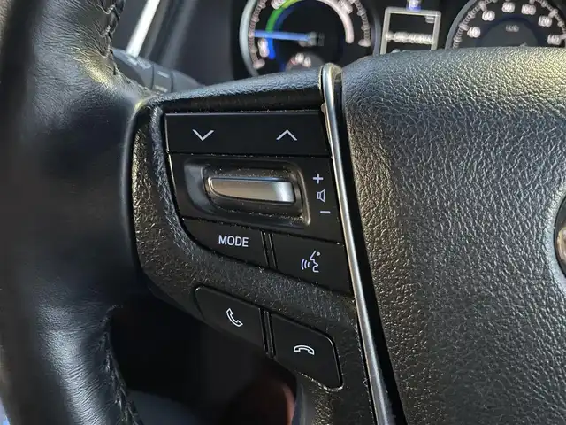 トヨタ ヴェルファイア ハイブリット ZR Gエディション 宮城県 2017(平29)年 5.6万km ブラック モデリスタエアロ（F、S、R）/レーダークルーズコントロール/コーナーセンサー/アルパイン後席フリップダウン式モニター/アルパインパワーサブウーハー/アルパインナビ（フルセグTV、SD、DVD、CD、BT）/アルパインカーアロマ/３列シート/レザーシート/パワーシート/（運転席、助手席、2列目後席シート）/ケンウッドETC２．０/コムテックテレビユーティリティー/オートライト/ドアバイザー/AC１００V/ステアリングヒーター/パーキングホールド/両側パワースライドドア/パワーバックドア/社外アルミ夏タイヤ/(235/50R18)/PWRドア切り替え/ECOモード/横滑り防止/純正スタートスターター×１/純正ステップライト/スマートキー×２/シートポジションスイッチ(運転席)