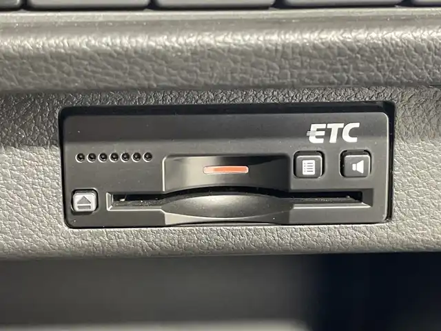 スズキ クロスビー HYBRID MZ 神奈川県 2017(平29)年 5万km スピーディーブルーメタリック/ブラック2トーンルーフ 4WD/ディーラーオプション8インチナビ【AVIC-RL901ZS】/AM　FM　フルセグ　DVD　CD SD　USB　MSV　Bluetooth/バックカメラ/ETC/デュアルセンサーブレーキサポート/クルーズコントロール/運転席シートヒーター/社外前後ドライブレコーダー【DRV-MR480】/ETC/シートバックテーブル/スマートキー/取扱説明書/フロアマット/LEDヘッドライト/オートライト/社外15インチアルミ/マッドテレーンタイヤ/ドアバイザー/誤発進抑制機能/車線逸脱警報機能/ふらつき警報機能/先行車発進お知らせ機能/ハイビームアシスト/後退時ブレーキサポート