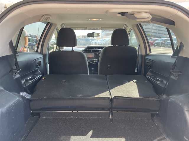 トヨタ アクア S 愛知県 2017(平29)年 4.1万km スーパーホワイトⅡ モデリスタエアロ/SDナビ/バックカメラ/アルミホイール/ETC/LEDヘッドライト/Bluetooth/CD DVD/ステアリングスイッチ/スマートキー/プッシュスタート