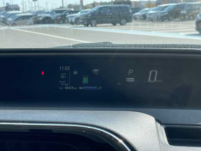 トヨタ アクア S 愛知県 2017(平29)年 4.1万km スーパーホワイトⅡ モデリスタエアロ/SDナビ/バックカメラ/アルミホイール/ETC/LEDヘッドライト/Bluetooth/CD DVD/ステアリングスイッチ/スマートキー/プッシュスタート