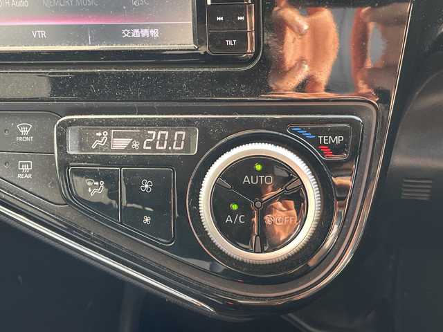 トヨタ アクア S 愛知県 2017(平29)年 4.1万km スーパーホワイトⅡ モデリスタエアロ/SDナビ/バックカメラ/アルミホイール/ETC/LEDヘッドライト/Bluetooth/CD DVD/ステアリングスイッチ/スマートキー/プッシュスタート