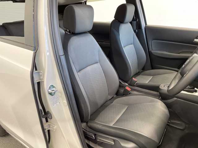 ホンダ フィット ベーシック 栃木県 2020(令2)年 1.4万km タフタホワイトⅢ メモリナビ/(CD/Bluetooth/MSV/SD/AUX/USB)/ホンダセンシング/前後コーナーセンサー/ETC/禁煙車/オートライト/HIDヘッドライト/横滑り防止装置/スマートキー/プッシュスタート/アイドリングストップ/ステアリングスイッチ/ウィンカーミラー