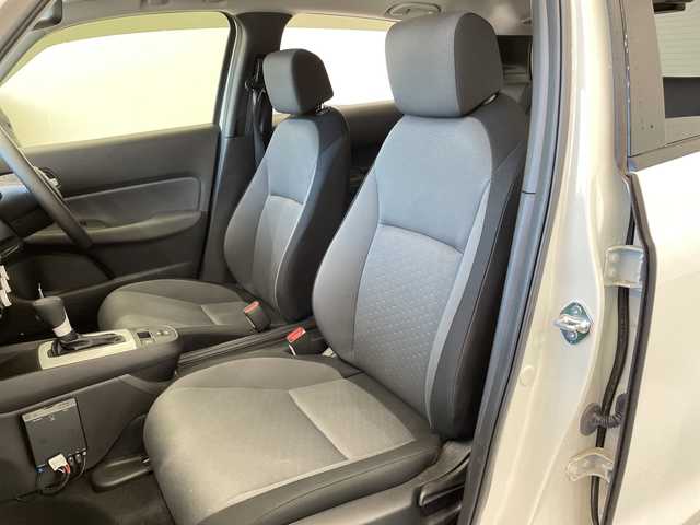 ホンダ フィット ベーシック 栃木県 2020(令2)年 1.4万km タフタホワイトⅢ メモリナビ/(CD/Bluetooth/MSV/SD/AUX/USB)/ホンダセンシング/前後コーナーセンサー/ETC/禁煙車/オートライト/HIDヘッドライト/横滑り防止装置/スマートキー/プッシュスタート/アイドリングストップ/ステアリングスイッチ/ウィンカーミラー