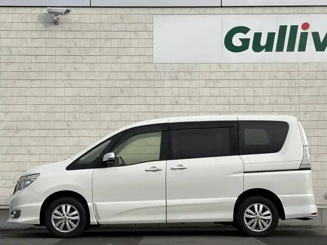 日産 セレナ ハイウェイスター 岩手県 2014(平26)年 8.1万km ブリリアントホワイトパール 禁煙車/4WD/両側パワースライドドア/2列目サンシェード/クルーズコントロール/純正ナビ/→フルセグTV/Bluetooth/CD/DVD/FM/AM/バックカメラ/レーンキープアシスト/横滑り防止装置/オートライト/LEDヘッドライト/フォグライト/〇プッシュスタート/〇電動格納ミラー/〇ウィンカーミラー/〇ドアバイザー/〇フロアマット/〇シガーソケット/〇スマートキー/スペアキー/ビルトインETC