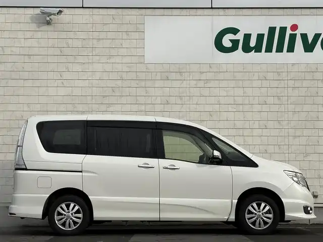 日産 セレナ ハイウェイスター 岩手県 2014(平26)年 8.1万km ブリリアントホワイトパール 禁煙車/4WD/両側パワースライドドア/2列目サンシェード/クルーズコントロール/純正ナビ/→フルセグTV/Bluetooth/CD/DVD/FM/AM/バックカメラ/レーンキープアシスト/横滑り防止装置/オートライト/LEDヘッドライト/フォグライト/〇プッシュスタート/〇電動格納ミラー/〇ウィンカーミラー/〇ドアバイザー/〇フロアマット/〇シガーソケット/〇スマートキー/スペアキー/ビルトインETC