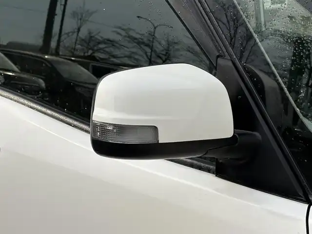 日産 セレナ ハイウェイスター 岩手県 2014(平26)年 8.1万km ブリリアントホワイトパール 禁煙車/4WD/両側パワースライドドア/2列目サンシェード/クルーズコントロール/純正ナビ/→フルセグTV/Bluetooth/CD/DVD/FM/AM/バックカメラ/レーンキープアシスト/横滑り防止装置/オートライト/LEDヘッドライト/フォグライト/〇プッシュスタート/〇電動格納ミラー/〇ウィンカーミラー/〇ドアバイザー/〇フロアマット/〇シガーソケット/〇スマートキー/スペアキー/ビルトインETC