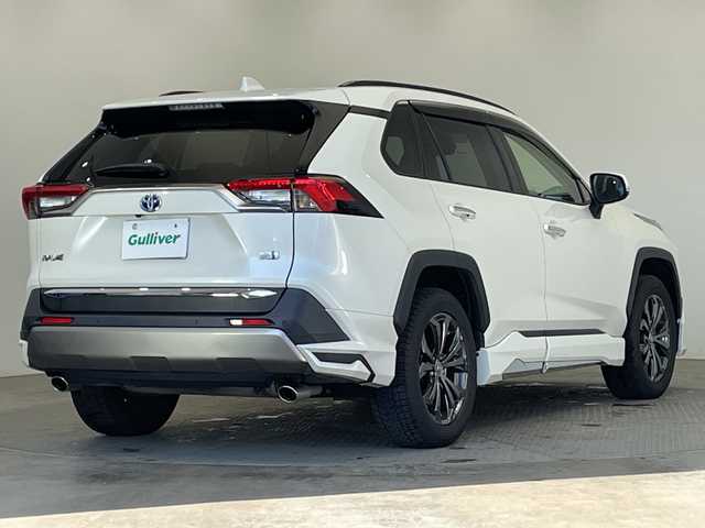 トヨタ ＲＡＶ４ ハイブリットG 栃木県 2022(令4)年 3万km ホワイトパールクリスタルシャイン ディスプレイオーディオ搭載/(ワンセグTV/Bluetooth/USB)/ハイブリッドG/4WD/トヨタセーフティセンス/(衝撃衝突軽減ブレーキ/レーンレーシングアシスト/レーダークルーズコントロール/オートマチックハイビーム)/コーナーセンサー/全方位カメラ/ETC/禁煙車/シートヒータ-/レザーシート/パワーシート/純正フロアマット/電動リアゲート/ステアリングヒーター/プッシュスタート/スマートキー
