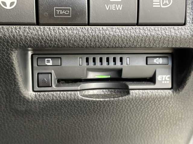 トヨタ ＲＡＶ４ ハイブリットG 栃木県 2022(令4)年 3万km ホワイトパールクリスタルシャイン ディスプレイオーディオ搭載/(ワンセグTV/Bluetooth/USB)/ハイブリッドG/4WD/トヨタセーフティセンス/(衝撃衝突軽減ブレーキ/レーンレーシングアシスト/レーダークルーズコントロール/オートマチックハイビーム)/コーナーセンサー/全方位カメラ/ETC/禁煙車/シートヒータ-/レザーシート/パワーシート/純正フロアマット/電動リアゲート/ステアリングヒーター/プッシュスタート/スマートキー