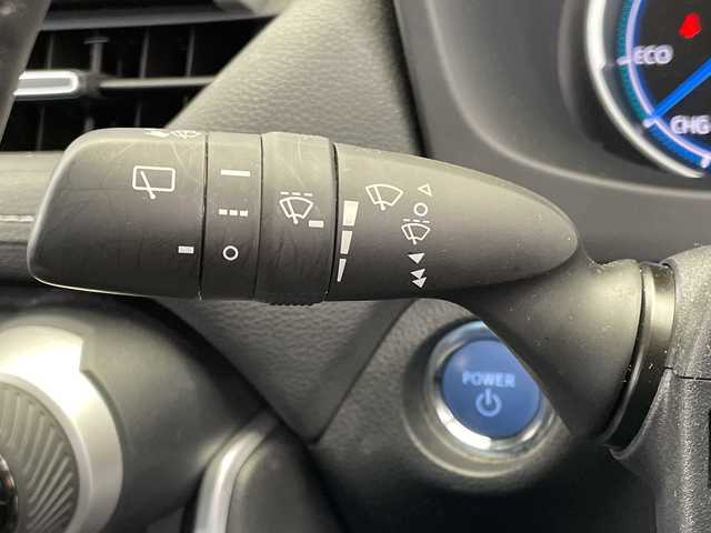 トヨタ ＲＡＶ４ ハイブリットG 栃木県 2022(令4)年 3万km ホワイトパールクリスタルシャイン ディスプレイオーディオ搭載/(ワンセグTV/Bluetooth/USB)/ハイブリッドG/4WD/トヨタセーフティセンス/(衝撃衝突軽減ブレーキ/レーンレーシングアシスト/レーダークルーズコントロール/オートマチックハイビーム)/コーナーセンサー/全方位カメラ/ETC/禁煙車/シートヒータ-/レザーシート/パワーシート/純正フロアマット/電動リアゲート/ステアリングヒーター/プッシュスタート/スマートキー