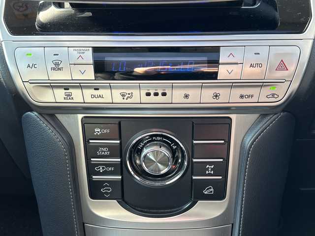 トヨタ ランドクルーザー プラド TZ－G 鹿児島県 2020(令2)年 15.6万km ブラック フルタイム４WD/サンルーフ/バックカメラ/レーダークルーズコントロール/ETC/前後ドライブレコーダー/ナビ/ターボ/Bluetooth接続/アルパインナビ/パワーシート/レザーシート/ルーフレール/前後コーナーセンサー/１９インチ純正アルミホイール/横滑り防止装置/オートライト/LEDヘッドライトスマートキー/プッシュスタート/モデリスタエアロ