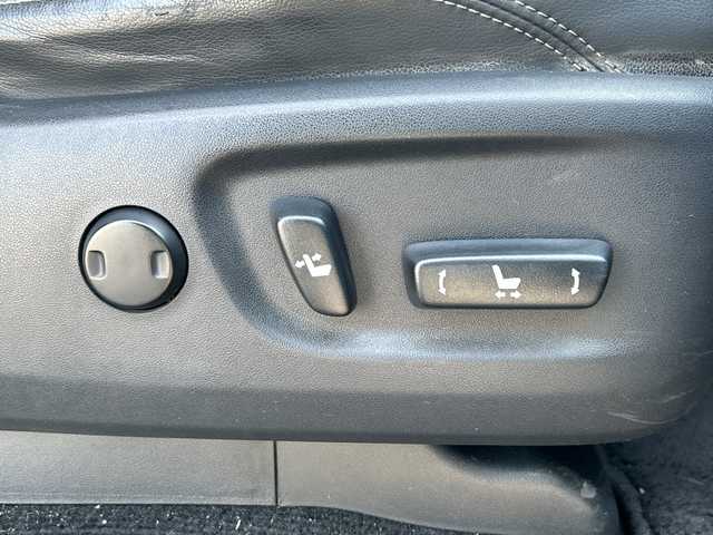 トヨタ ランドクルーザー プラド TZ－G 鹿児島県 2020(令2)年 15.6万km ブラック フルタイム４WD/サンルーフ/バックカメラ/レーダークルーズコントロール/ETC/前後ドライブレコーダー/ナビ/ターボ/Bluetooth接続/アルパインナビ/パワーシート/レザーシート/ルーフレール/前後コーナーセンサー/１９インチ純正アルミホイール/横滑り防止装置/オートライト/LEDヘッドライトスマートキー/プッシュスタート/モデリスタエアロ