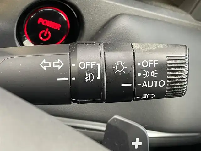 ホンダ ヴェゼル ハイブリッド e:HEV Z 福岡県 2021(令3)年 2.9万km パール ・ホンダコネクトディスプレー /・ホンダセンシング ACC/LDA/CMBS /・BSM  /・Bカメラ /・D/N席シートヒーター /・ステアリングヒーター /・ワイヤレス充電 /・パワーバックドア /・パドルシフト /・ドライブモードセレクト/・電格ミラー/・スマートキー/プッシュスタート/・ETC2.0