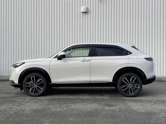 ホンダ ヴェゼル ハイブリッド e:HEV Z 福岡県 2021(令3)年 2.9万km パール ・ホンダコネクトディスプレー /・ホンダセンシング ACC/LDA/CMBS /・BSM  /・Bカメラ /・D/N席シートヒーター /・ステアリングヒーター /・ワイヤレス充電 /・パワーバックドア /・パドルシフト /・ドライブモードセレクト/・電格ミラー/・スマートキー/プッシュスタート/・ETC2.0