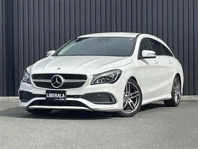 メルセデス・ベンツ ＣＬＡ１８０ Sブレイク AMG スタイル 福島県 2018(平30)年 5.1万km ポーラホワイト アダプティブクルーズコントロール/ブラインドスポットモニター/ハーフレザーシート(ブラック)/シートヒーター(前席)/純正ナビ(BT/USB/CD/DVD)/フルセグTV/バックカメラ/純正18AW/LEDオートハイビーム/ETC/ドライブレコーダー(前方のみ)/パドルシフト/アンビエントライト/純正フロアマット/取扱説明書/保証書/スペアキー
