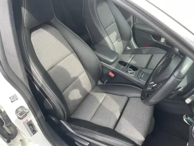 メルセデス・ベンツ ＣＬＡ１８０ Sブレイク AMG スタイル 福島県 2018(平30)年 5.1万km ポーラホワイト アダプティブクルーズコントロール/ブラインドスポットモニター/ハーフレザーシート(ブラック)/シートヒーター(前席)/純正ナビ(BT/USB/CD/DVD)/フルセグTV/バックカメラ/純正18AW/LEDオートハイビーム/ETC/ドライブレコーダー(前方のみ)/パドルシフト/アンビエントライト/純正フロアマット/取扱説明書/保証書/スペアキー
