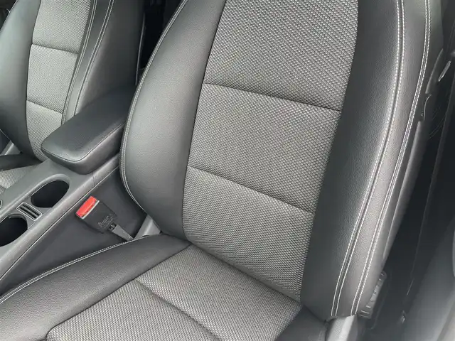 メルセデス・ベンツ ＣＬＡ１８０ Sブレイク AMG スタイル 福島県 2018(平30)年 5.1万km ポーラホワイト アダプティブクルーズコントロール/ブラインドスポットモニター/ハーフレザーシート(ブラック)/シートヒーター(前席)/純正ナビ(BT/USB/CD/DVD)/フルセグTV/バックカメラ/純正18AW/LEDオートハイビーム/ETC/ドライブレコーダー(前方のみ)/パドルシフト/アンビエントライト/純正フロアマット/取扱説明書/保証書/スペアキー