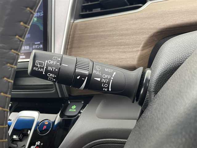 ホンダ フリード ハイブリット G ホンダセンシング 埼玉県 2020(令2)年 3万km ルナシルバーM 9型純正SDナビ/（DVD/CD/BT/フルTV/SD/iPod）/ホンダセンシング/・衝突軽減ブレーキ/・アダプティブクルーズコントロール/・車線維持支援システム/両側パワースライドドア/ビルトインETC/USB端子/純正フロアマット/スペア1本