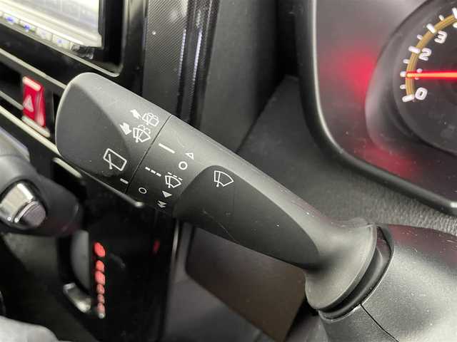 トヨタ ルーミー G 富山県 2023(令5)年 2.5万km パールホワイトⅢ メモリナビ /フルセグTV/DVD/Bluetooth/バックカメラ/ETC/ドラレコ /両側電動スライドドア/シートヒーター /衝突被害軽減システム/前後コーナーセンサー/LEDオートライト /スペアキー