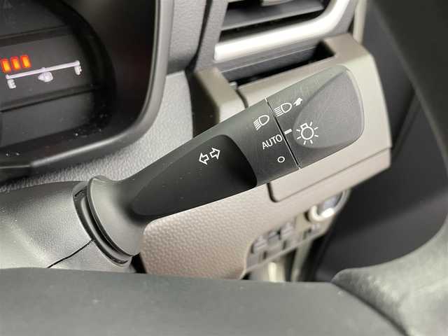 トヨタ ルーミー G 富山県 2023(令5)年 2.5万km パールホワイトⅢ メモリナビ /フルセグTV/DVD/Bluetooth/バックカメラ/ETC/ドラレコ /両側電動スライドドア/シートヒーター /衝突被害軽減システム/前後コーナーセンサー/LEDオートライト /スペアキー