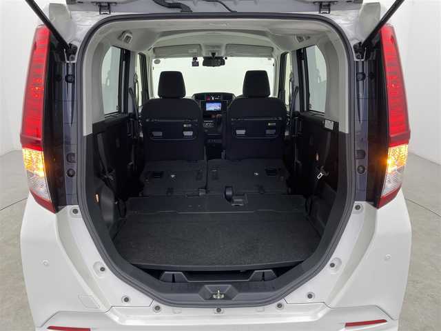 トヨタ ルーミー G 富山県 2023(令5)年 2.5万km パールホワイトⅢ メモリナビ /フルセグTV/DVD/Bluetooth/バックカメラ/ETC/ドラレコ /両側電動スライドドア/シートヒーター /衝突被害軽減システム/前後コーナーセンサー/LEDオートライト /スペアキー