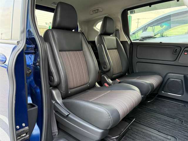 ホンダ フリード モデューロX ホンダセンシング 福岡県 2018(平30)年 1.6万km コバルトブルーパール 純正９型SDナビ(フルセグTV/CD/DVD/BT)バックモニターホンダセンシング両側パワスラレーダークルコンドラレコETC純正LEDヘッドライト純正フロアマット純正15インチアルミホイールプッシュスタートスマートキー