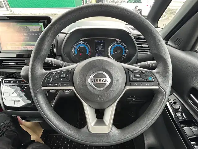 日産 ルークス HWS X プロパイロットED 宮城県 2020(令2)年 3.5万km アメジストパープル 快適パックA/・プラズマクラスター付リアシーリングファン/・撥水加工シート/・パーソナルテーブル（後席）/・USBソケット（助手席シートバック）/・ロールサンシェード（リアドア）/＝＝＝/インテリジェントエマージェンシーブレーキ/踏み間違い衝突防止アシスト/インテリジェントLI（車線逸脱防止支援システム）/LDW（車線逸脱警報）/インテリジェントFCM（前方衝突予測警報）/インテリジェントDA（ふらつき警報）/標識検知警報/プロパイロット/インテリジェントアラウンドビューモニター/純正9インチナビ/フルセグ/Bluetooth/CD/DVD/SD/AM/FM/純正フロントドライブレコーダー/純正ビルトインETC/ハンズフリーオートスライドドア/アダプティブLEDヘッドライト/ハイビームアシスト/フォグランプ/純正14インチアルミホール/ブレーキオートホールド/電動パーキングブレーキ/アイドリングストップ/純正フロアマット/サイドバイザー/スマートキー/スペアキー